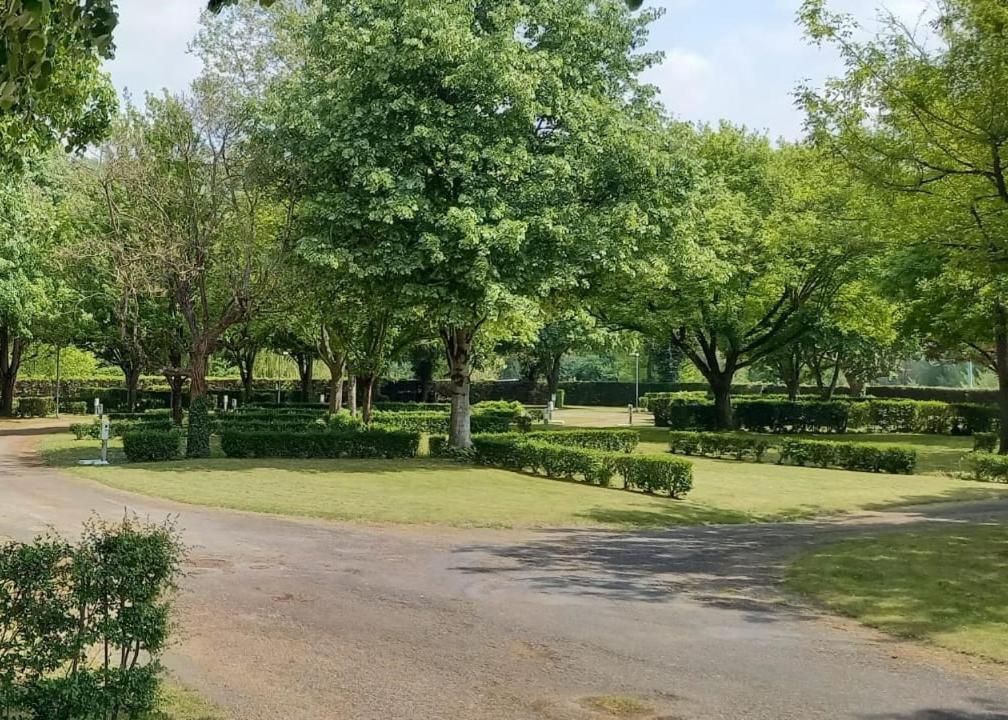 Camping De Rouergue Villefranche-de-Rouergue Dış mekan fotoğraf